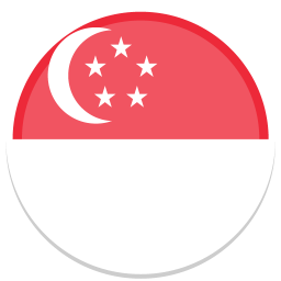 Flagge von Singapur: rote obere Hälfte mit einem weißen Streifen und einem weißen Halbmond samt fünf Sternen.